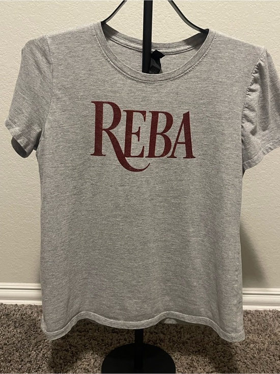 Gildan Tops - Gildan Gray Short-Sleeve Tee with Red REBA Graphic